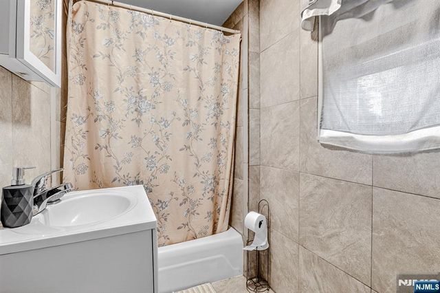 754 Highland Avenue, Newark, NJ 07104