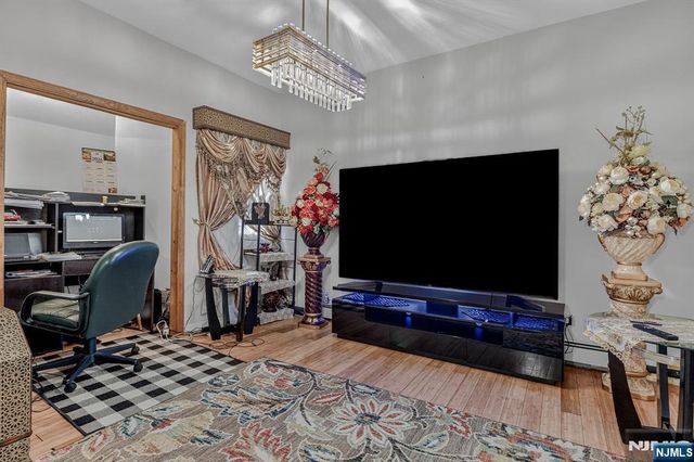 754 Highland Avenue, Newark, NJ 07104