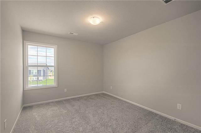 6000 NE 118th Street, Kansas City, MO 64156