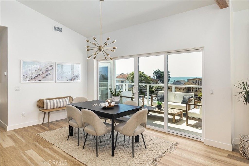 Image 16 of property listing at 194 6th Street, Cayucos, CA 93430