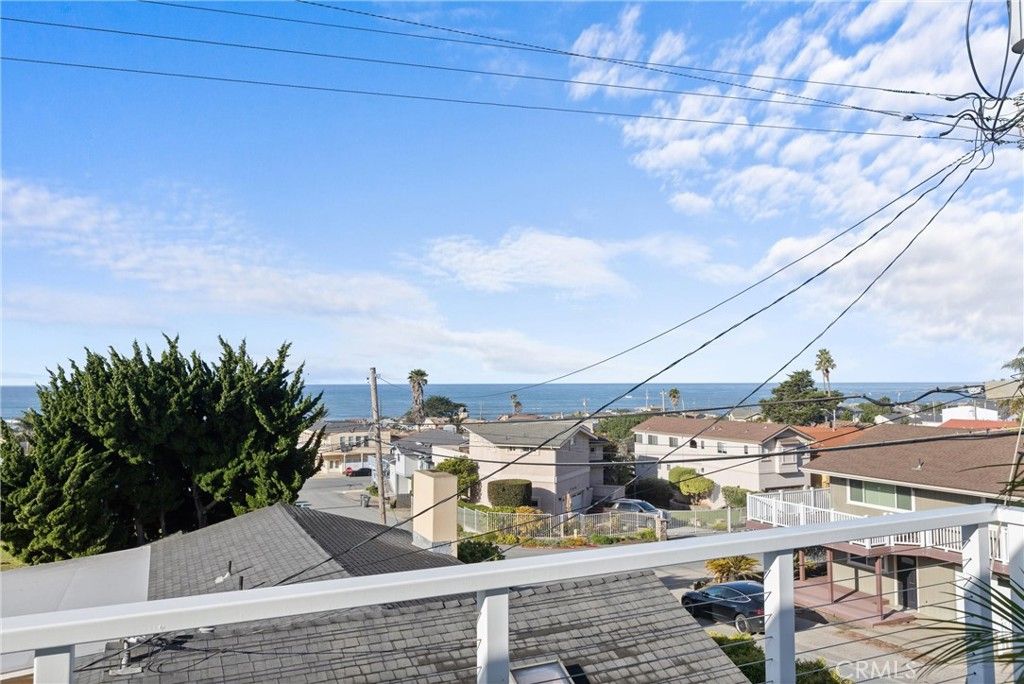 Image 26 of property listing at 194 6th Street, Cayucos, CA 93430