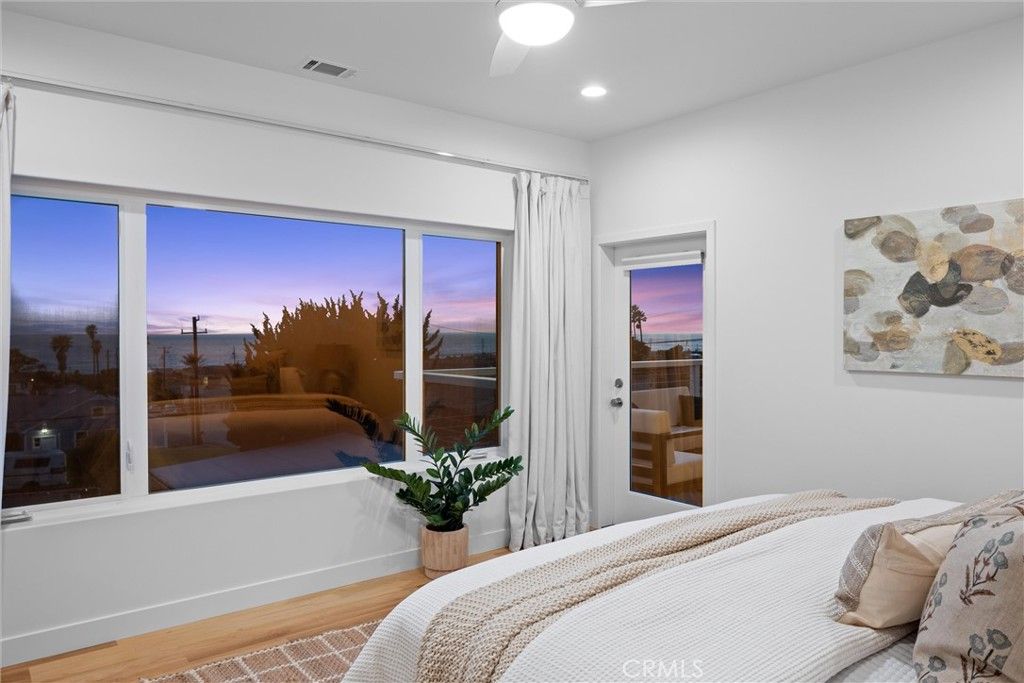 Image 28 of property listing at 194 6th Street, Cayucos, CA 93430