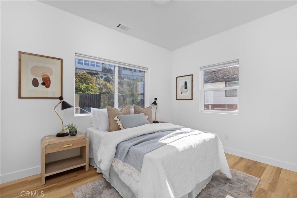 Image 33 of property listing at 194 6th Street, Cayucos, CA 93430