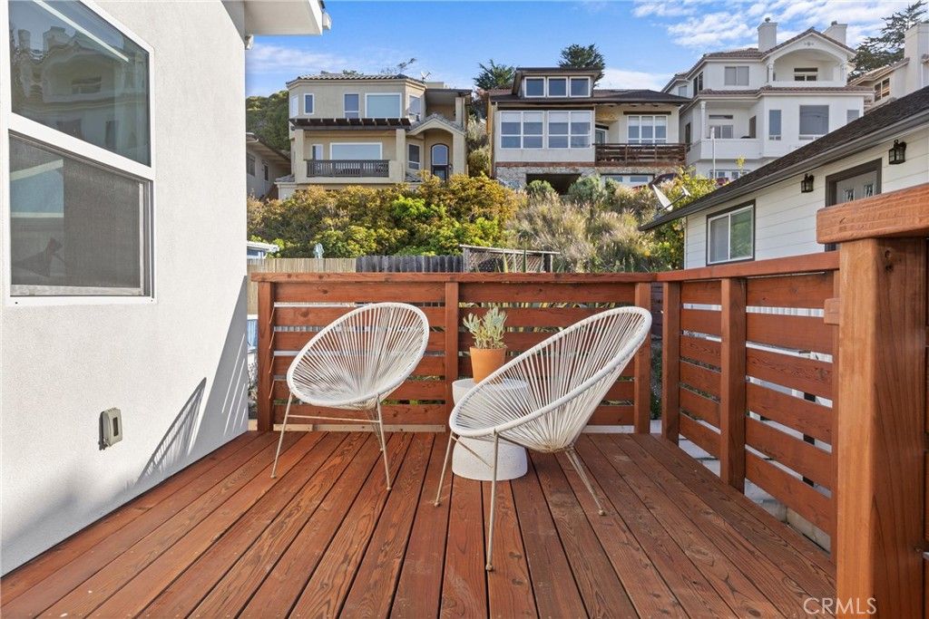 Image 38 of property listing at 194 6th Street, Cayucos, CA 93430