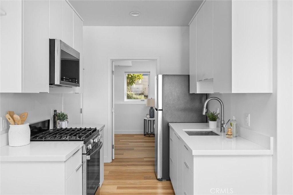 Image 40 of property listing at 194 6th Street, Cayucos, CA 93430