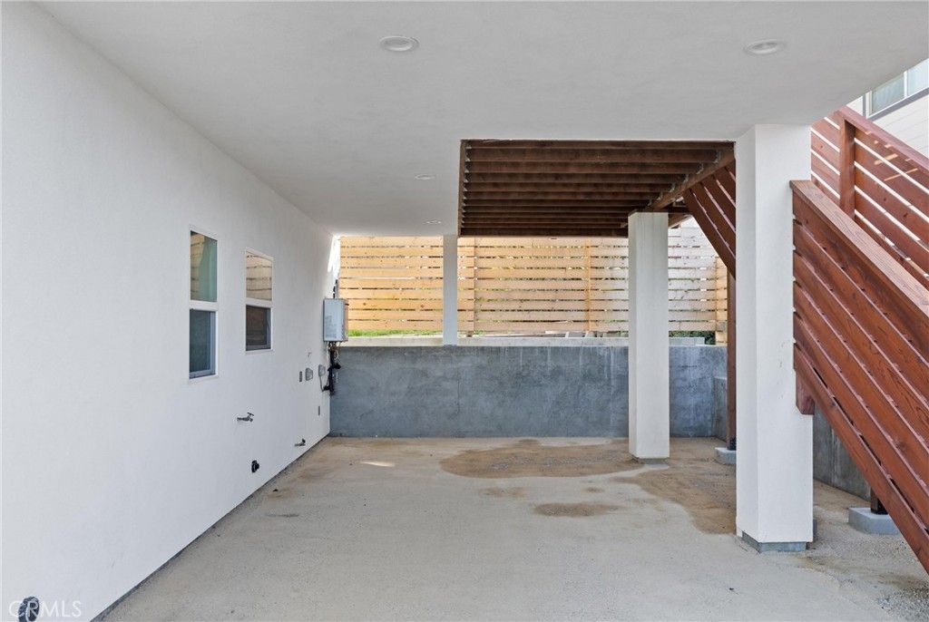 Image 47 of property listing at 194 6th Street, Cayucos, CA 93430