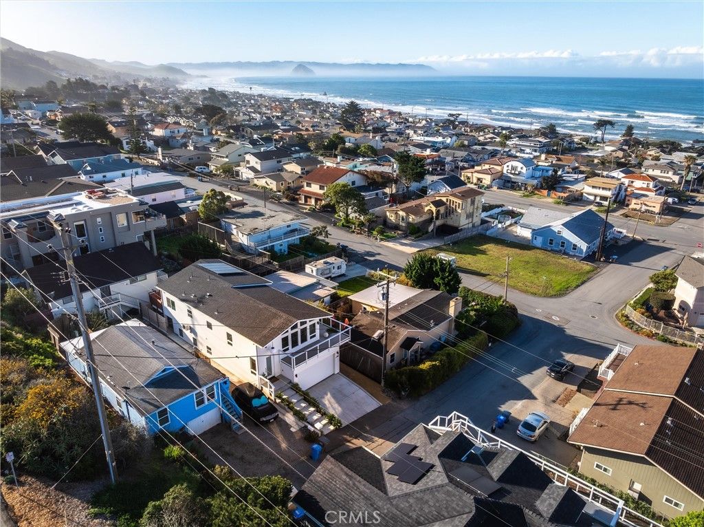 Image 53 of property listing at 194 6th Street, Cayucos, CA 93430