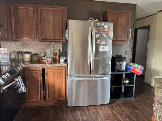 490 Rosewood DR, Dale, TX 78616