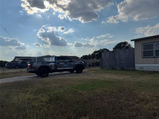 490 Rosewood DR, Dale, TX 78616