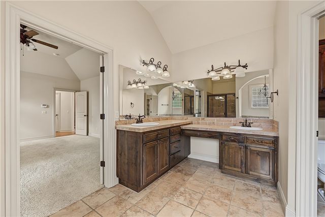 3103 E Greystone Drive, Springdale, AR 72764