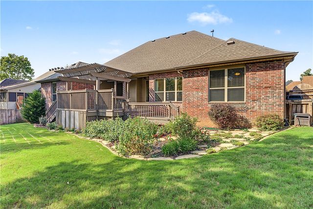 3103 E Greystone Drive, Springdale, AR 72764