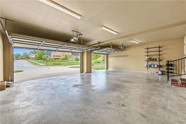 3103 E Greystone Drive, Springdale, AR 72764