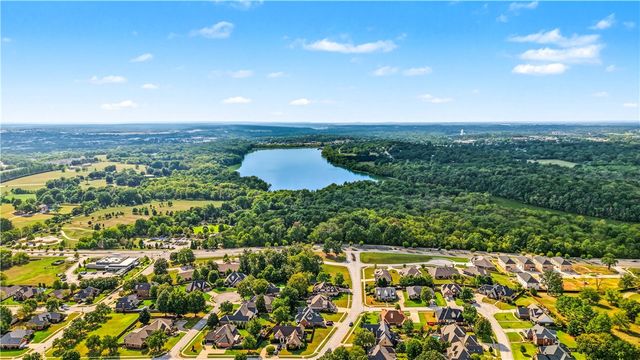 3103 E Greystone Drive, Springdale, AR 72764