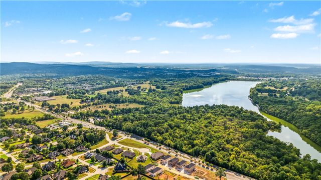 3103 E Greystone Drive, Springdale, AR 72764