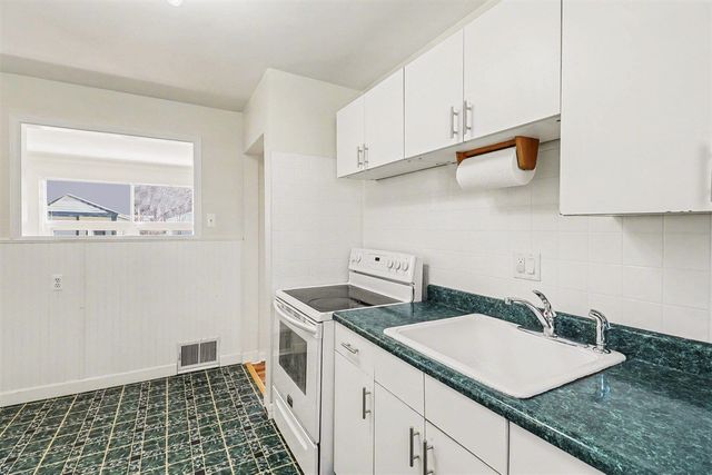 20450 Lancaster Street, Harper Woods, MI 48225