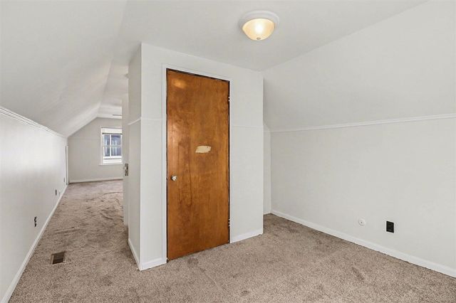 20450 Lancaster Street, Harper Woods, MI 48225