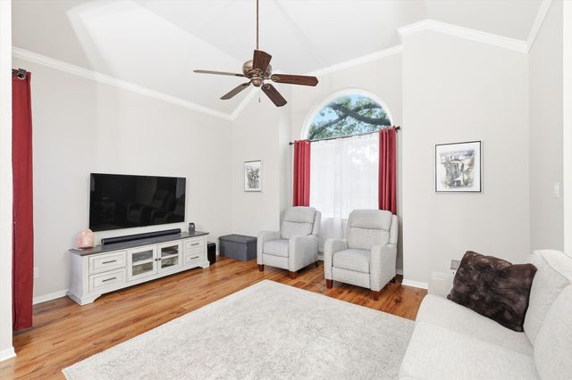 4506 Dorchester Court, Grapevine, TX 76051