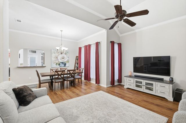 4506 Dorchester Court, Grapevine, TX 76051