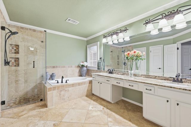 4506 Dorchester Court, Grapevine, TX 76051