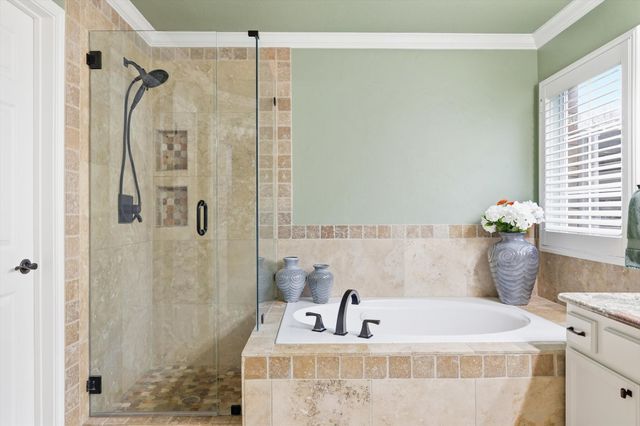 4506 Dorchester Court, Grapevine, TX 76051