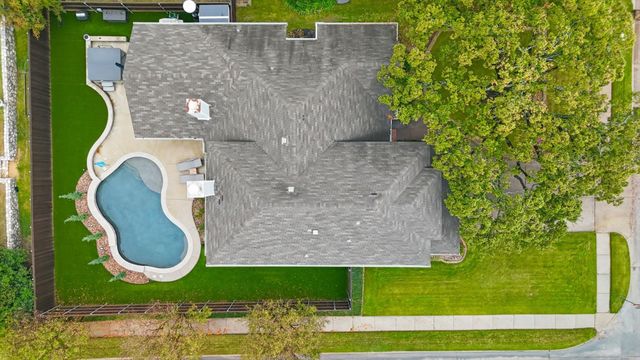 4506 Dorchester Court, Grapevine, TX 76051