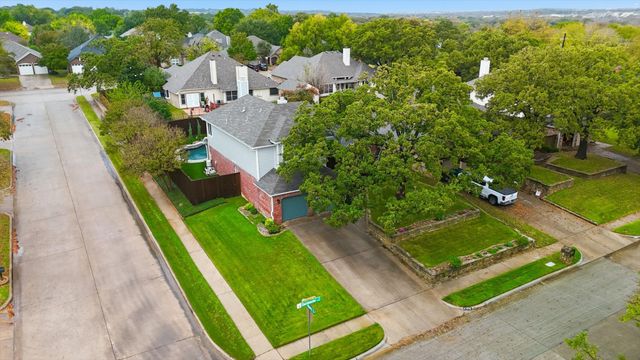 4506 Dorchester Court, Grapevine, TX 76051