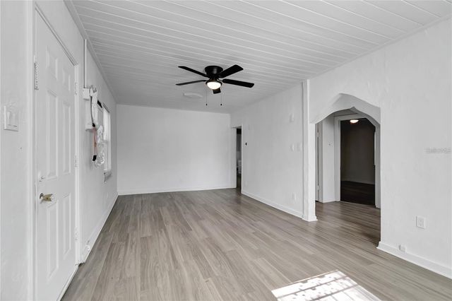 2701 N FREMONT AVENUE, Tampa, FL 33607