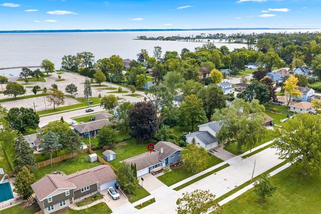 654 CEDAR STREET, Neenah, WI 54956