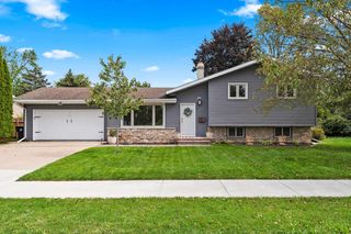 654 CEDAR STREET, Neenah, WI 54956