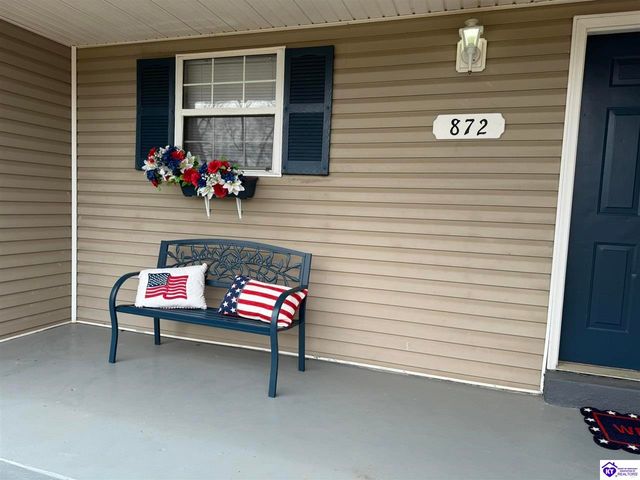 872 Shelby Avenue, Radcliff, KY 40160