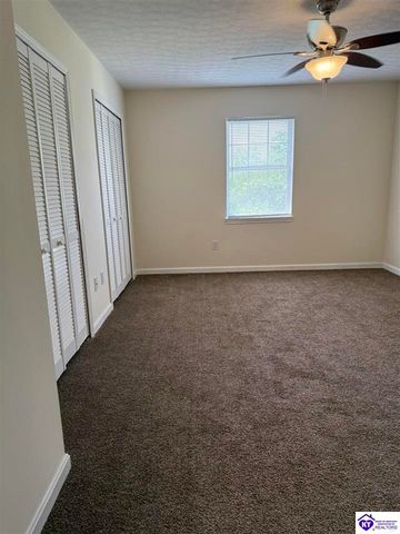 872 Shelby Avenue, Radcliff, KY 40160