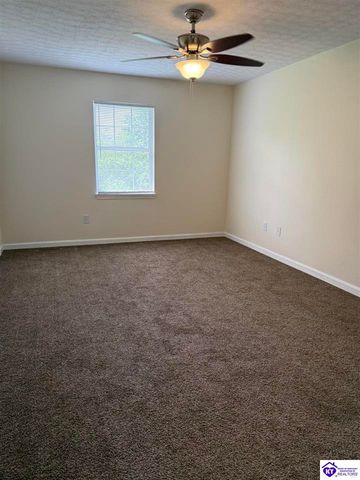 872 Shelby Avenue, Radcliff, KY 40160