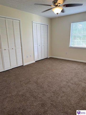 872 Shelby Avenue, Radcliff, KY 40160