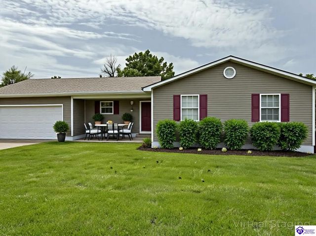 872 Shelby Avenue, Radcliff, KY 40160