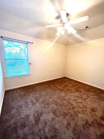 43 Nestlewood Place, The Woodlands, TX 77382
