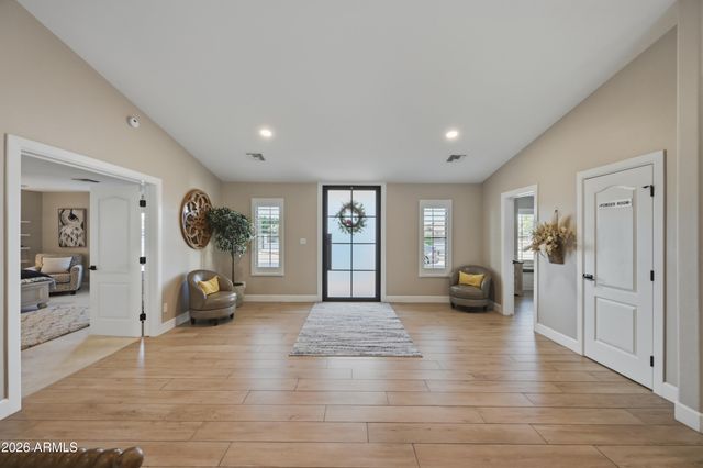 5213 W Dobbins Road, Laveen, AZ 85339
