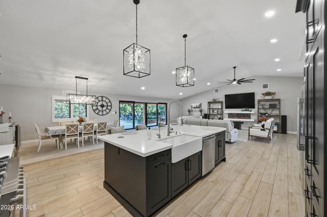 5213 W Dobbins Road, Laveen, AZ 85339