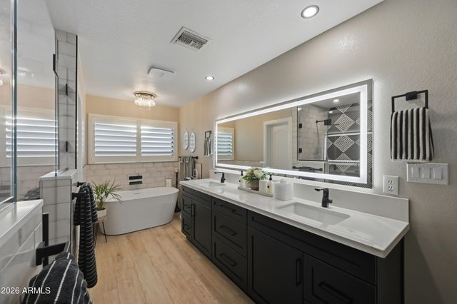 5213 W Dobbins Road, Laveen, AZ 85339