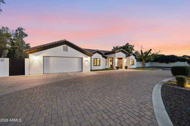 5213 W Dobbins Road, Laveen, AZ 85339