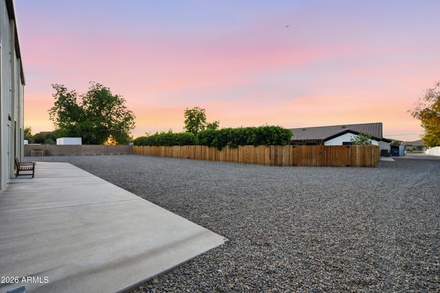5213 W Dobbins Road, Laveen, AZ 85339