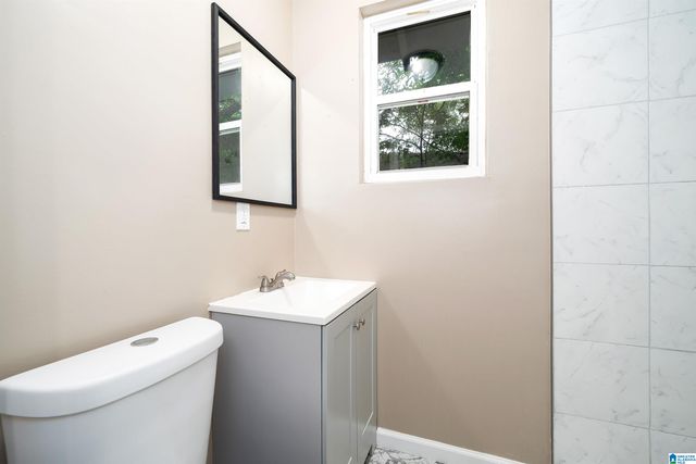 412 NEWTON DRIVE, Midfield, AL 35228