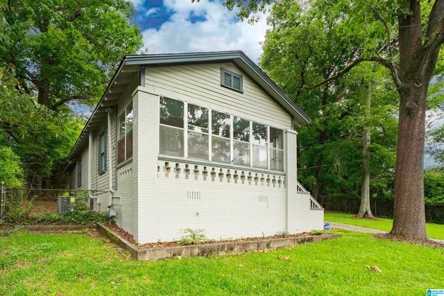 412 NEWTON DRIVE, Midfield, AL 35228
