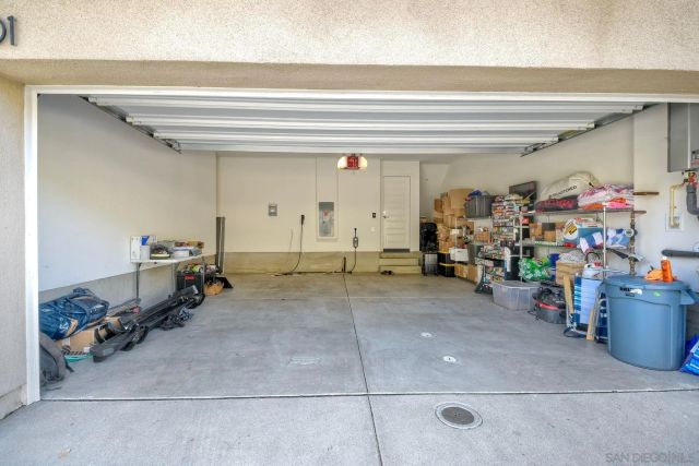 6058 Colt Place 101, Carlsbad, CA 92009