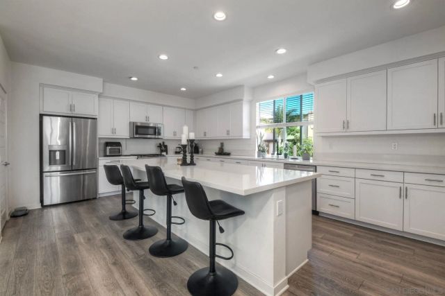 6058 Colt Place 101, Carlsbad, CA 92009