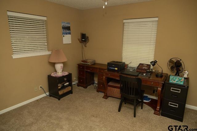 414 Loving St, Chandler, TX 75758
