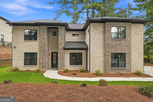 922 Artistry Way, Fairburn, GA 30213