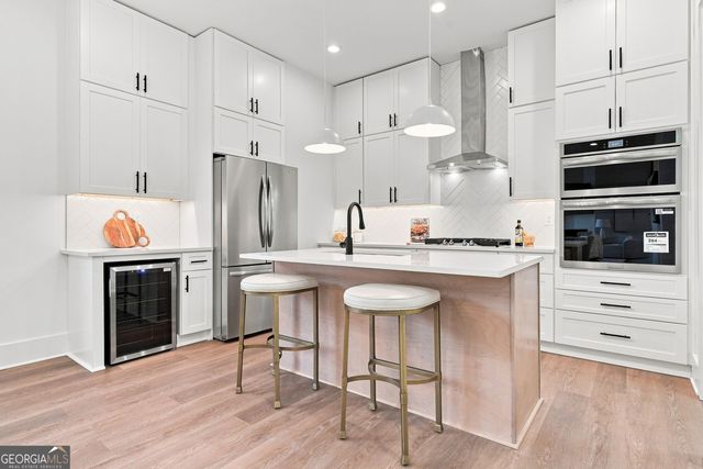 922 Artistry Way, Fairburn, GA 30213