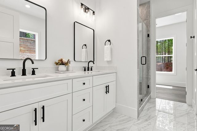922 Artistry Way, Fairburn, GA 30213