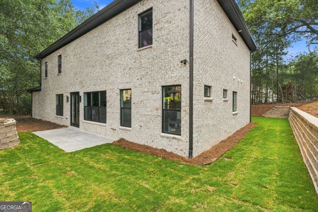 922 Artistry Way, Fairburn, GA 30213