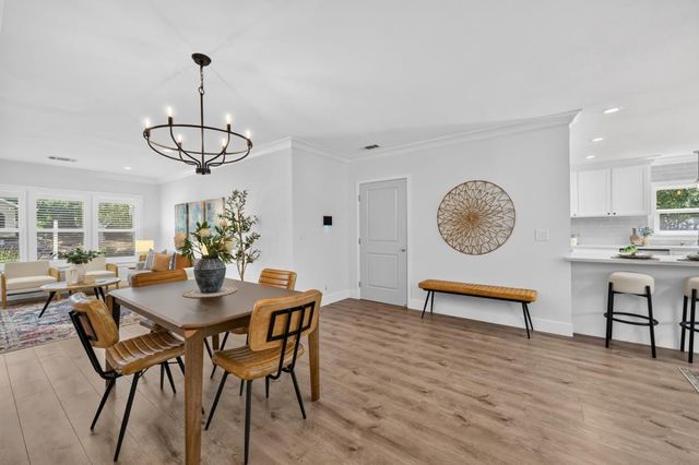 1240 54th St, Sacramento, CA 95819